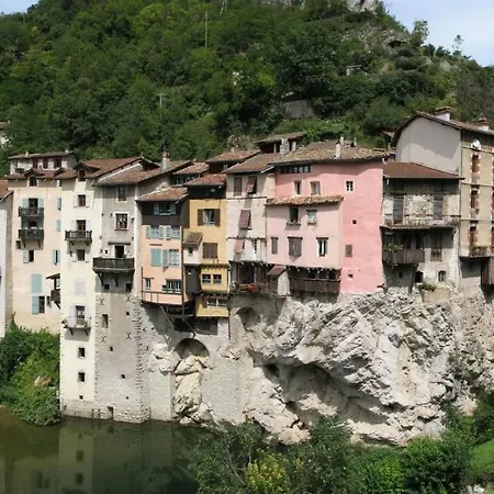 Au Grand Calme Dans Maison Bed & Breakfast