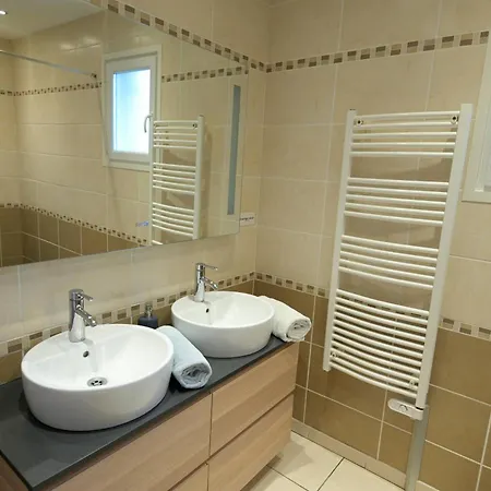Au Grand Calme Dans Maison Bed & Breakfast Primarette
